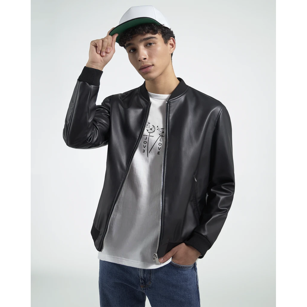 17d84150-ab6e-4911-98b8-89b695bffbce