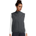 Women’s softshell vest in charcoal gray, full-zip stand collar, side pockets